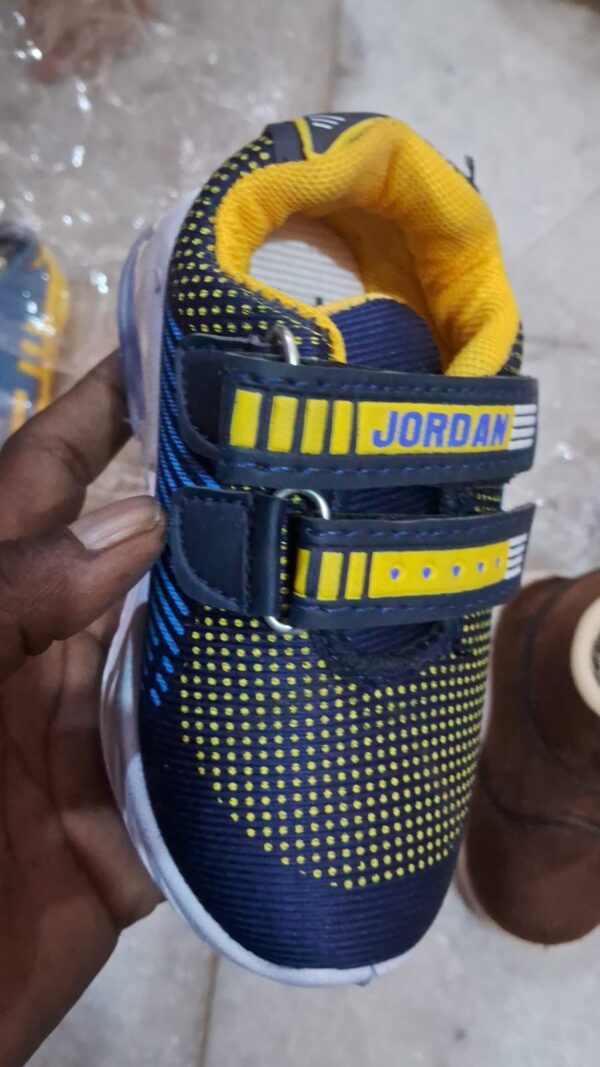 Kids Shoes at Wholesale Price